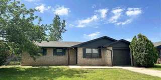 4810 NW Hoover- COMING SOON! Gallery 1