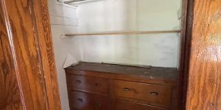 832 North Larch Street - 3 Gallery 12