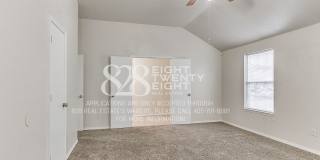 PRELEASING NOW FOR JULY 2026! Amazing 3 Bed/2.5 Bath/2-Car Garage Condo Minutes from Campus! Gallery 35