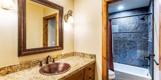 Long term lease in the heart of Park City! Available Mid October 2026 Gallery 24