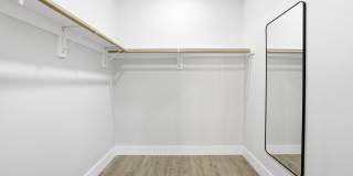 4623 Rookwood Avenue Gallery 41