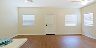 Place on 51st Gallery 5