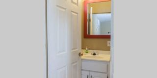 328 N 11th Place unit: # D Gallery 4