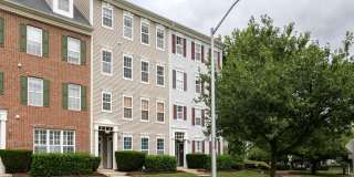 584 ORCHARD RIDGE Drive Gallery 1