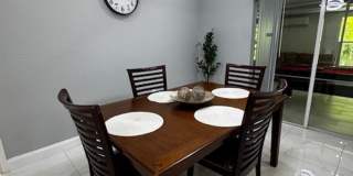 2 bedroom 1.5 bathroom furnished home Gallery 12