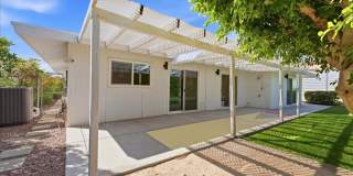 3 bed / 2 Bath Mid-Century Home with Two-Car Garage, Soaking Pool and Manicured Backyard! Gallery 23