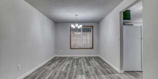 Spacious 4 Bedroom/2.5 Bath Hazell Dell Home! Gallery 7