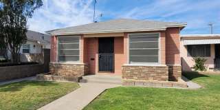 1 Bed 1 Bath House Available Now! Gallery 1