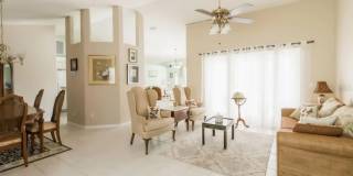 $5,495/month -- Beautifully Furnished Pool Home Seasonal Rental ** Lakefront Views ** Just minutes from Manasota Key Beach $5,495/month -- Beautifully Furnished Pool Home Seasonal Rental ** Lakefront Views ** Just minutes from Manasota Key Beach Gallery 4