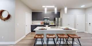 Autumn Breeze Apartments Gallery 1