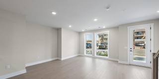 1403 Kingsley Street unit: 213 Gallery 13