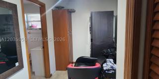 6101 Palmetto Dr Gallery 43