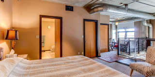 1860 North Washington Street - 410 Gallery 17