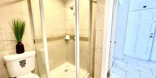 128 Franklin Street Gallery 11