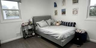 85 Locust Avenue Gallery 16