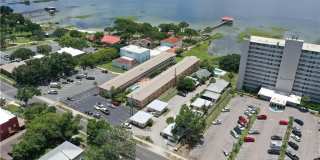2121 Lakeview Drive Gallery 1