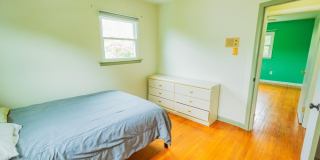 300 MACCLELLAND Avenue Gallery 30