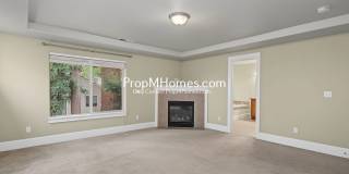Beautiful Three Bedroom Home in Bethany - Available Now! Gallery 13