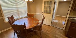 1095 Carriage Drive South Gallery 5