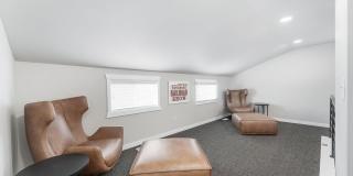 FURNISHED HOUSE! Short or Long Term! Large Newly Renovated Fully Furnished Modern 5 Bedroom Home with 3 Separate Living Rooms! Gallery 18