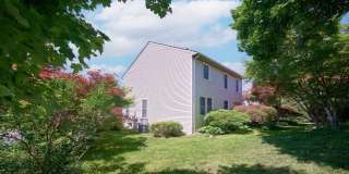 8508 SILVERDALE Road Gallery 51