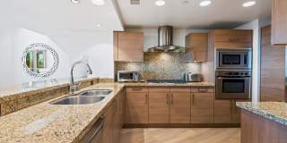 13650 Marina Pointe Dr Gallery 6