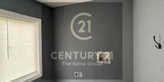 2114 Wayne Ave. Gallery 33