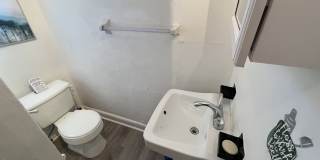 306-2 North Keech Street - Room 1 Gallery 11