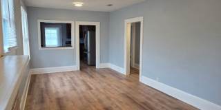 Affordable 3 Bed in Jacksonville. Bonus Room. Fenced in yard. Garage + Modern Bathroom Gallery 4