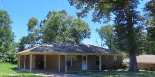 Whitehouse ISD! Lovely 3 Bedroom, 2 Bath Home Gallery 1