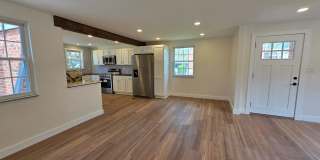 Fully Updated 3-bedroom, 2-bathroom house for rent in North Allegheny School District! Gallery 7