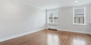 188 Bellevue Ave Gallery 27