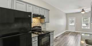 751 Prince Place Gallery 17