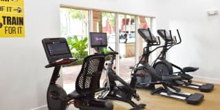 Country Club Towers Gallery 16