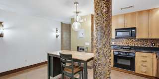 Modern Industrial Condo in the Heart of Downtown San Diego – Walk to Petco Park & Waterfront Gallery 5