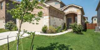 3 Bedroom, 2.5 Bath Home in North Austin Gallery 1