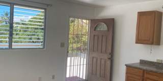 1 BEDROOM, 1BATH UNIT UTILITIES INCLUDED-PEARLCITY Gallery 1