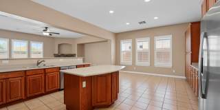 Welcome to this inviting Phoenix Rental - Available! Gallery 21