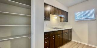 126 Scott St Gallery 7