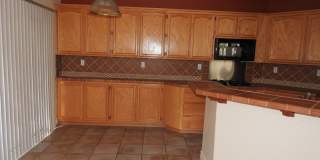 Beautiful Granite Bay Home in Gated Community Gallery 11