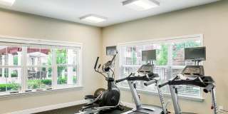 Hudson Square Gallery 10