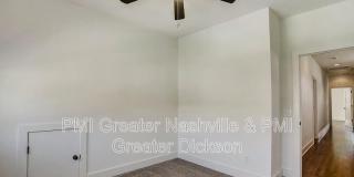 1113 Park St Gallery 28