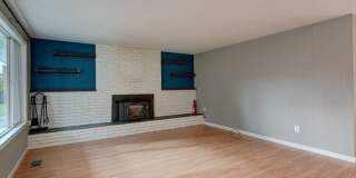 Beautifully Updated 3-Bedroom Home with Large Fenced Yard Beautifully Updated 3-Bedroom Home with Large Fenced Yard Gallery 9