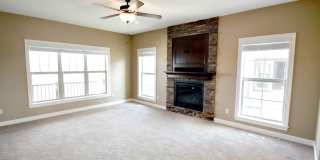 Cascade Falls Townhomes at Prairie Trail Gallery 19