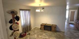 1734 E PONTIAC Drive Gallery 17