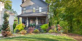 Ask About Our Move-In Special! Beautiful Two-Story 3/2.5 w/ Huge Fully Fenced Backyard! Gallery 1
