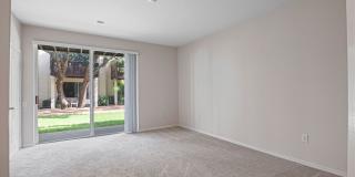 3 Bed 2, Full Bath, 2 Half Bath, 1 Car Garage Townhome near MacDill AFB Gallery 7