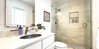 1466 NE 57th Ct Gallery 48