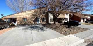 3 Bedroom, 1.5 Bathroom Townhouse Next to High School and Middle School Gallery 1