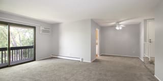 Emerald Pointe Apartments Gallery 3